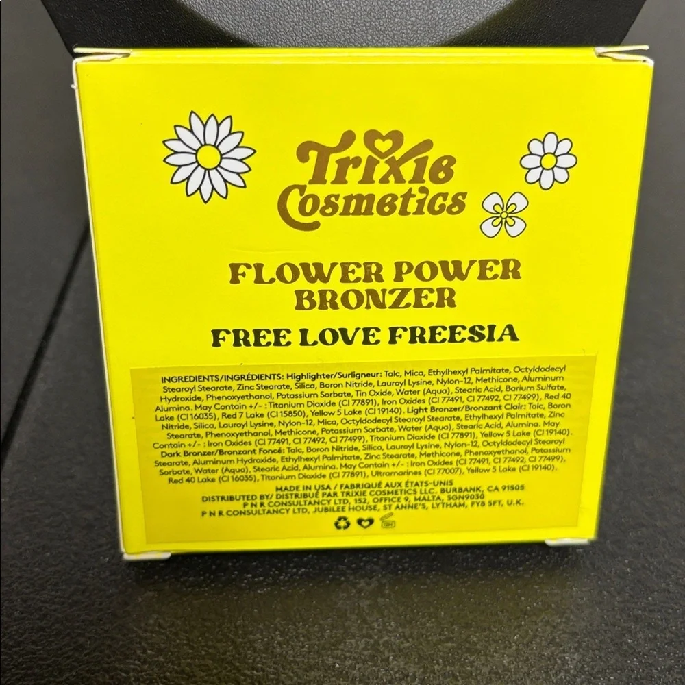 Trixie Cosmetics NIB Flower Power Bronzer Highlighter Trio Free Love Freesia